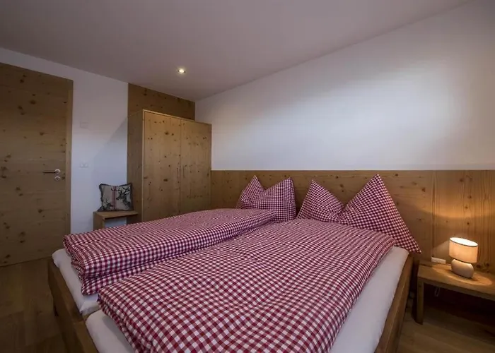 Huwetz 1 ベットメラルプ